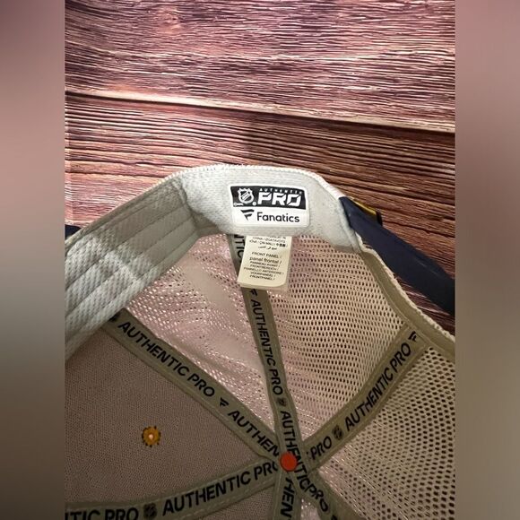 Nashville Predators Snap Back Men’s Hat.
Worn once - Picture 4 of 10